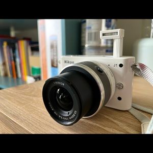 White Nikon J1 Camera FOR SALE
